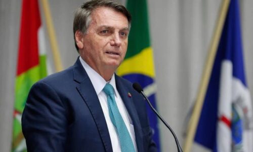 Presidente Bolsonaro defende trabalho infantil a partir de 14 anos