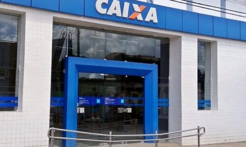 Prefeito Cleverson assina contrato e Caixa Econômica deve inaugurar em março agência em Costa Rica