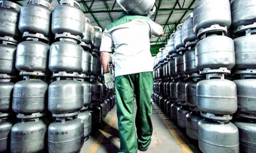 Auxílio gás deve pagar R$ 50 a cada dois meses