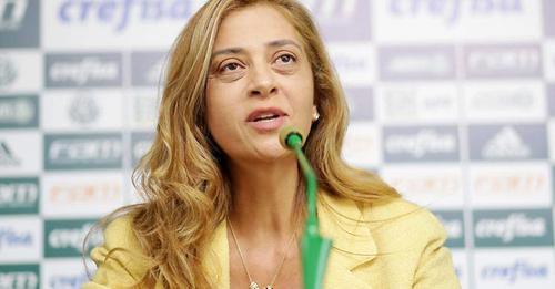 Presidente do Palmeiras, Leila recebe Pix de torcedor para contratar atacante