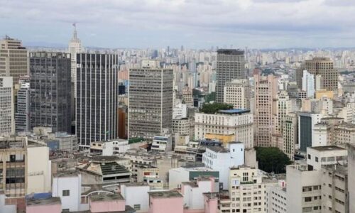 São Paulo completa 468 anos dividida entre fãs e haters
