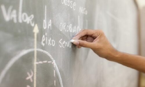 Professores da educação básica terão reajuste de 33,24% no piso salarial