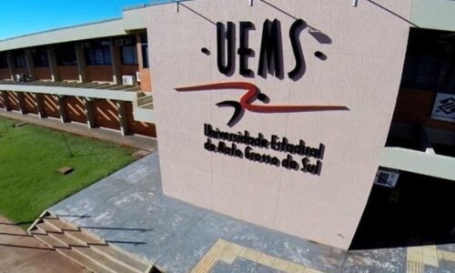 UEMS irá exigir vacina contra Covid e acadêmicos não imunizados terão a matrícula trancada