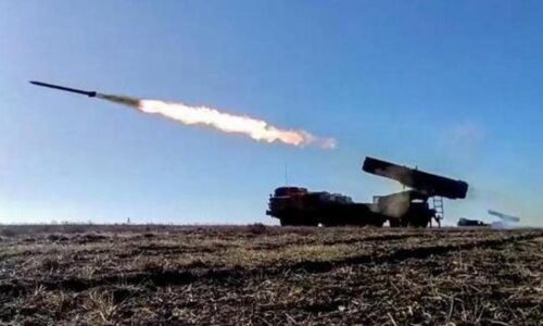 Rússia anuncia fim das manobras militares na Crimeia e retirada de tropas da região