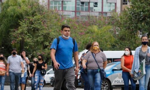 Rio de Janeiro poderá liberar uso de máscara na próxima semana