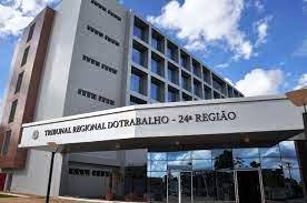 Com remuneração de 1,1 mil, TRT oferece estágio para 11 cursos em 18 municípios