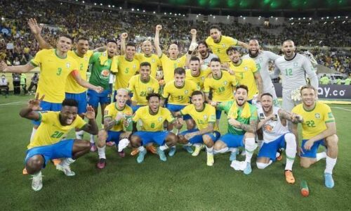 Com duas goleadas, Brasil volta ao topo do ranking da Fifa após 5 anos