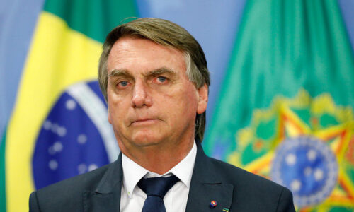 ‘Eu fui desse tempo, não sou mais’, diz Bolsonaro sobre cumprir decisões do STF