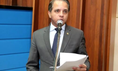 Pedido de prisão de PMs que abordaram traficantes dá sensação de poder a bandidos, diz deputado