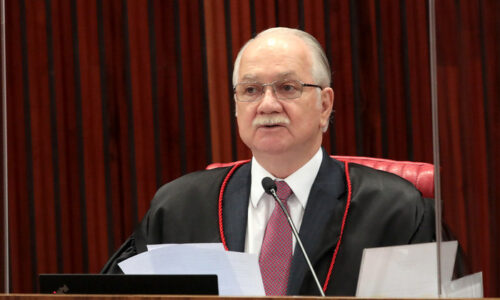 Fachin responde a ministro e diz que Forças Armadas podem participar de auditoria das eleições