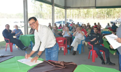 Reeleito, Nabhan toma posse no Sindicato Rural de Figueirão