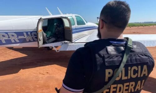 Piloto de avião com R$ 30 milhões em cocaína interceptado pela FAB em MS tentou incendiar droga
