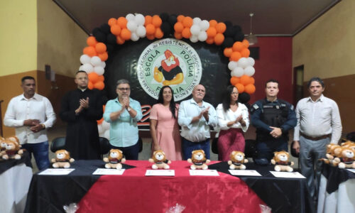 PREFEITURA REALIZA FORMATURA DO PROERD