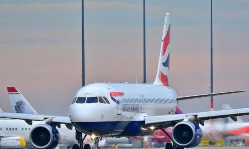OVNI faz aeroporto da Turquia ficar fechado durante 12 horas