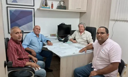 Prefeito esteve em reunião no cartório de Registro de Imóveis de Camapuã