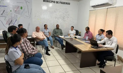 Prefeito Juvenal reúne com secretários municipais