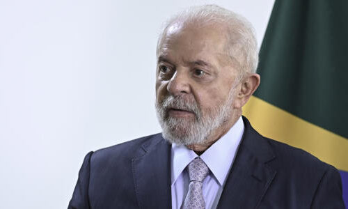 Lula quer que seleção exclua quem joga no exterior