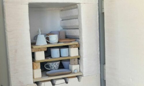 Prefeito Weliton Guimarães fortalece o artesanato com entrega de forno de cerâmica de alta tecnologia em Alcinópolis