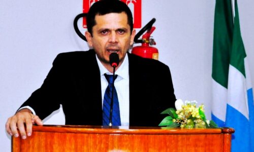 Câmara Municipal: Vereador solicita recapeamento no Bairro Novo Horizonte