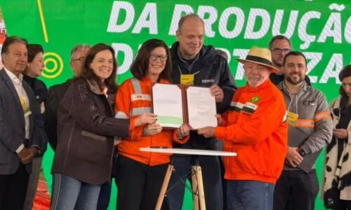 Lula oficializa retomada da fábrica de fertilizantes da Petrobras em MS