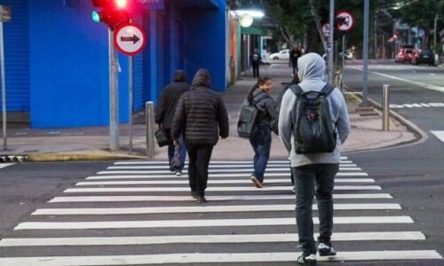 Frente fria traz chuva e mínimas de 10°C a MS no feriadão