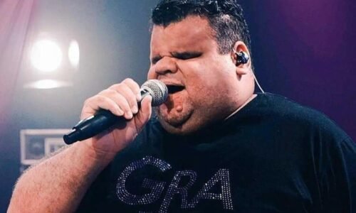 Figueirão dá início à festa de 23 anos com show de Clayton Queiroz